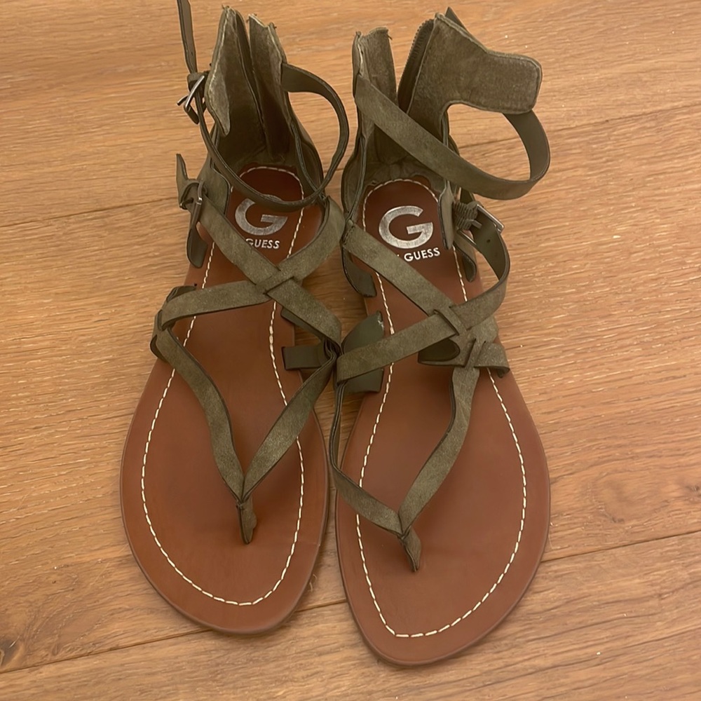 New condition Guess olive green sandals